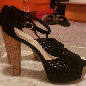 Black - Cork heels